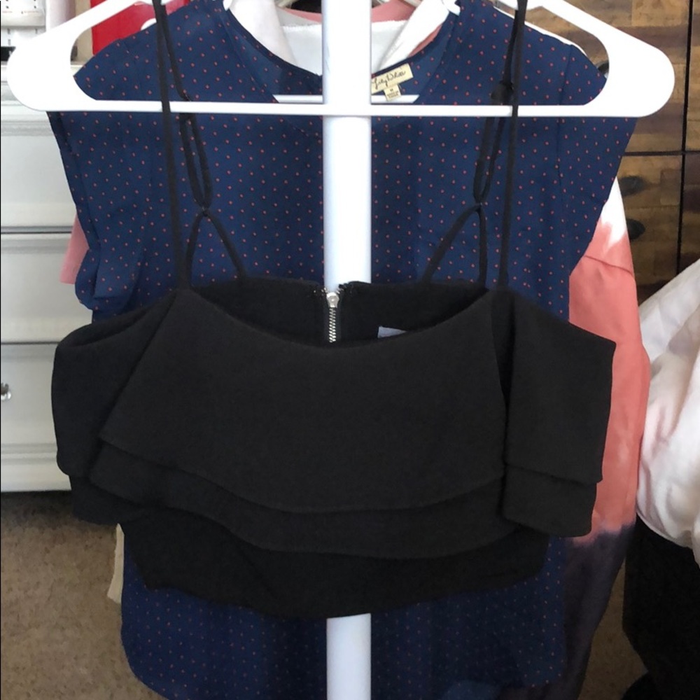 Black crop top